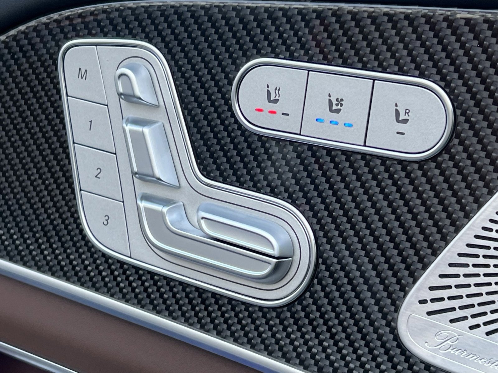 New 2026 Mercedes-Benz GLE 53 AMG 4MATIC Coupe image 36