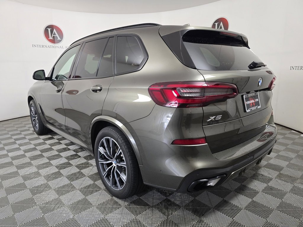 Used 2022 BMW X5 xDrive40i w/ M Sport Package image 7