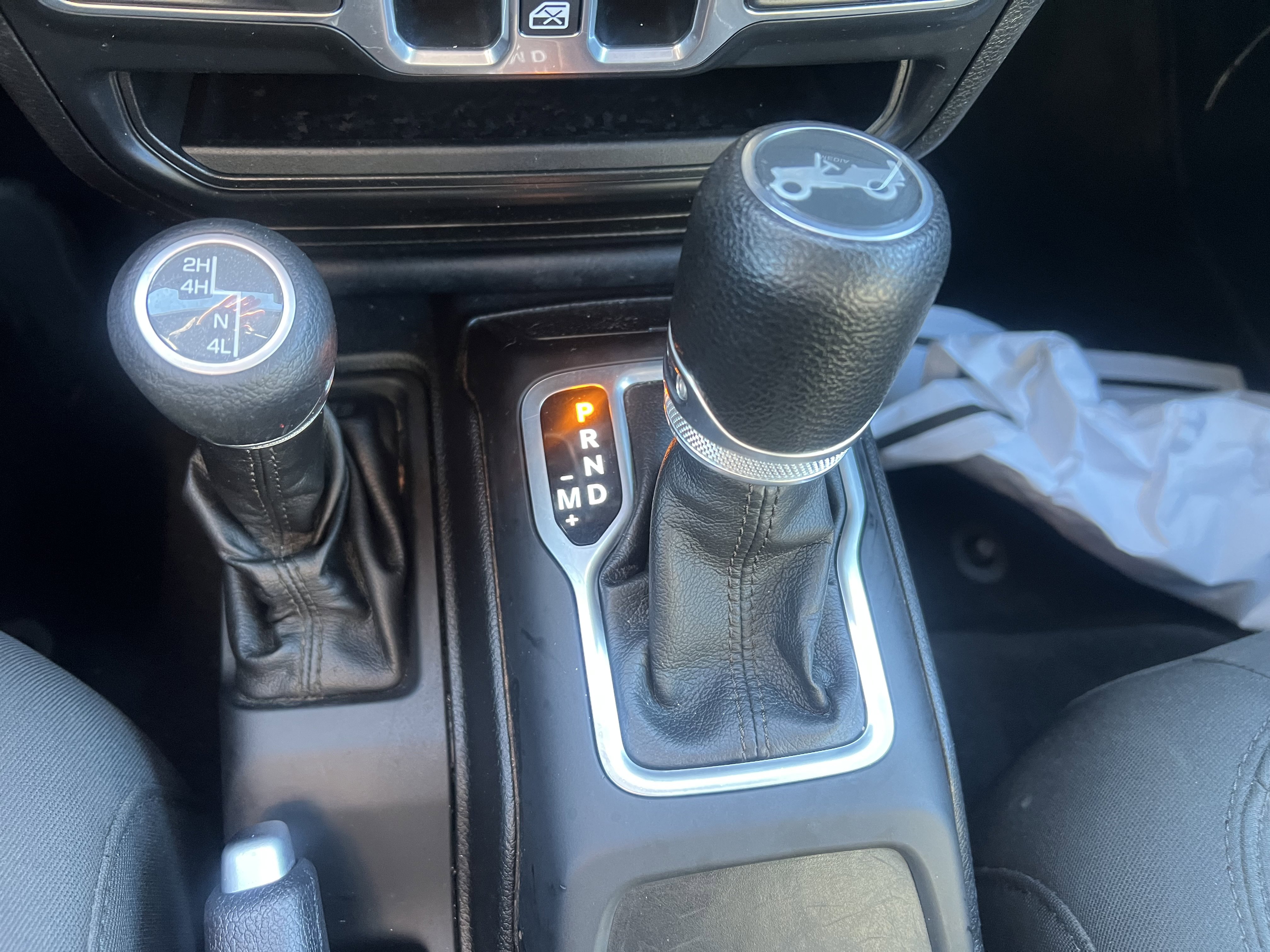 Used 2018 Jeep Wrangler Unlimited Sport S image 24