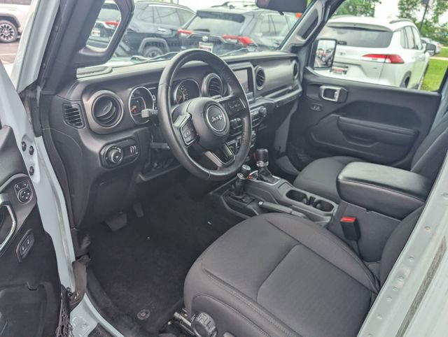 Used 2023 Jeep Wrangler Unlimited Sport AWD/4WD image 11