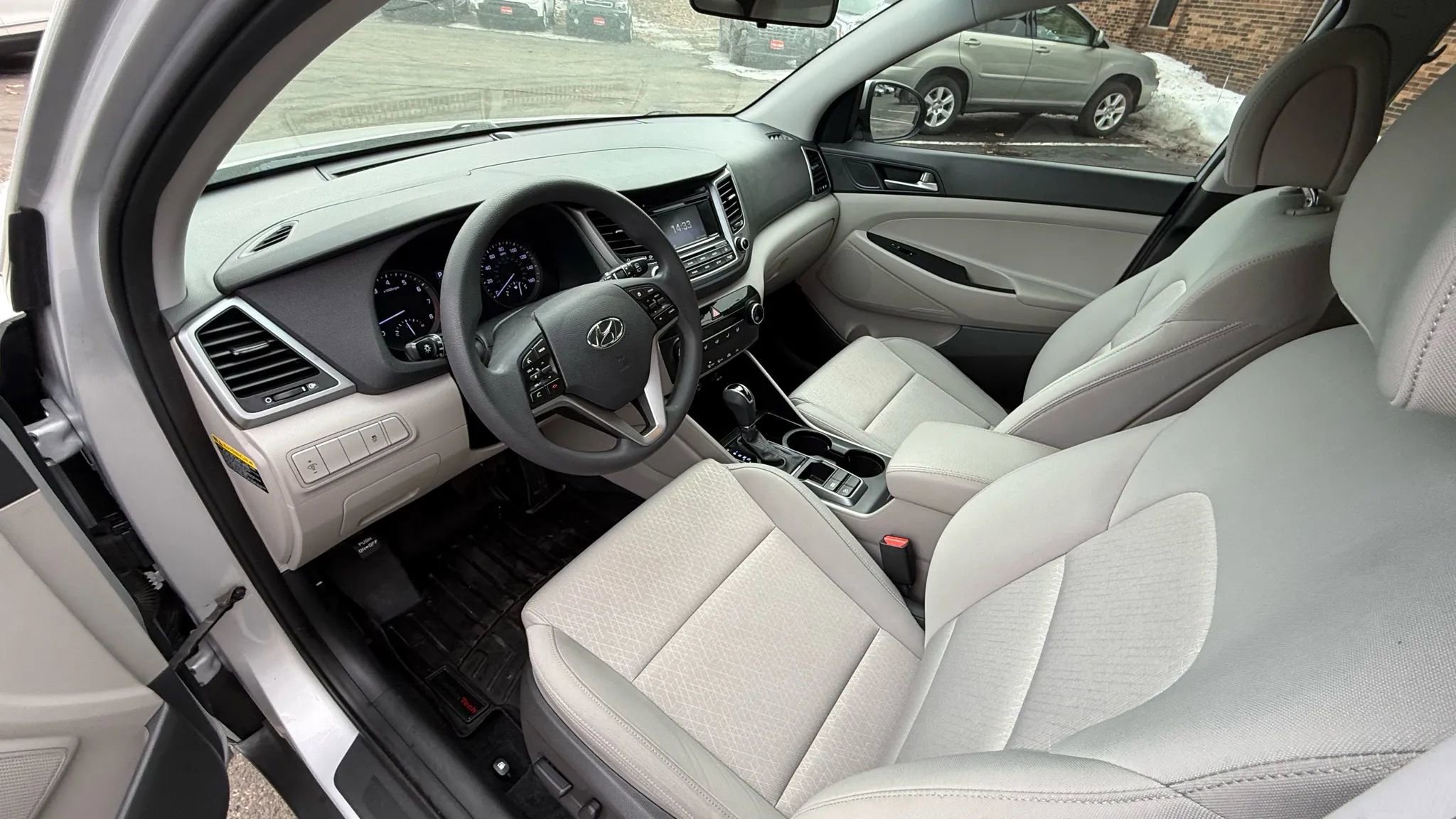 Used 2017 Hyundai Tucson SE image 15