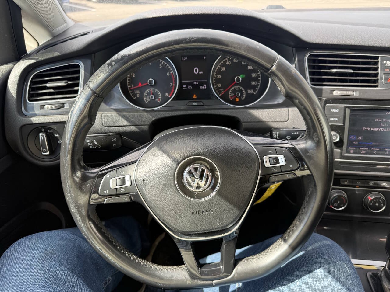 Used 2018 Volkswagen Golf S FWD image 21