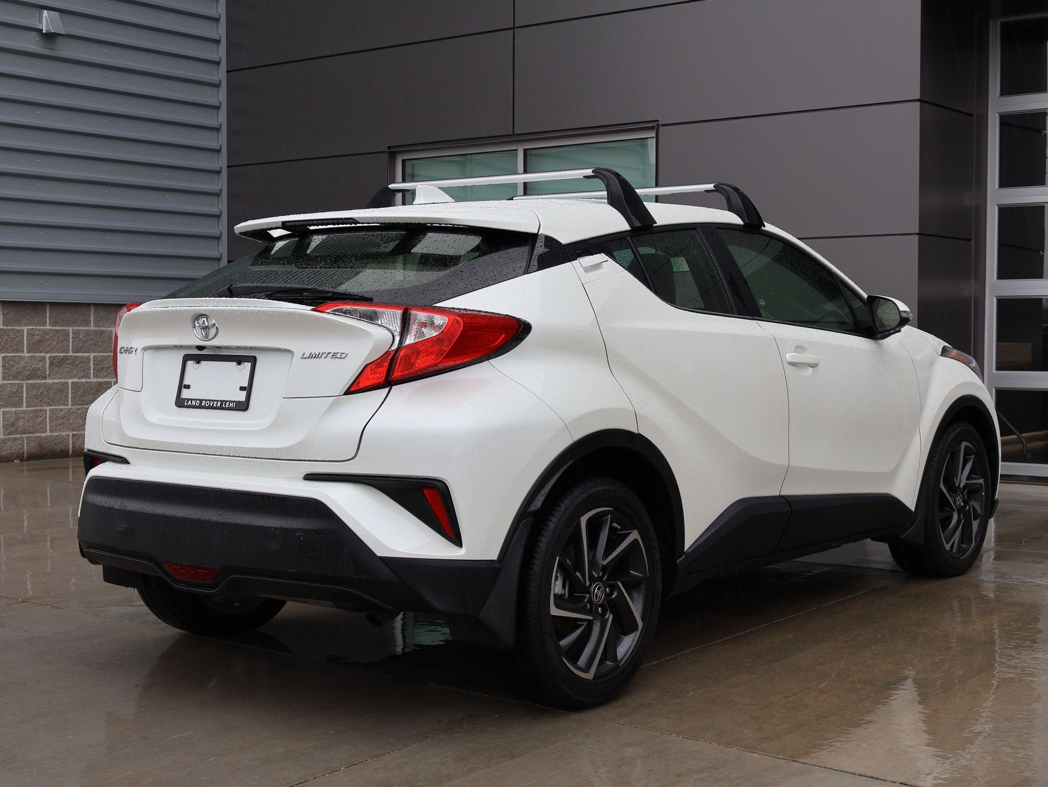 Used 2021 Toyota C-HR Limited image 5