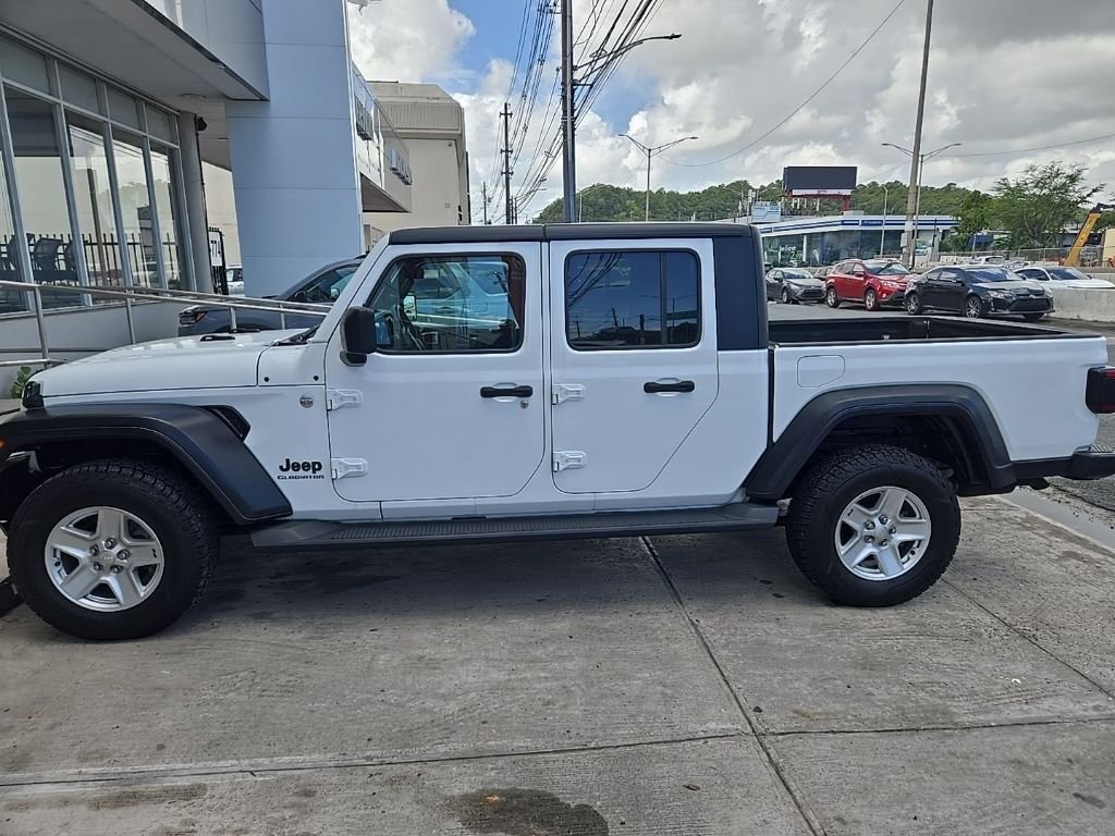 Used 2020 Jeep Gladiator Sport w/ Quick Order Package 24S image 2
