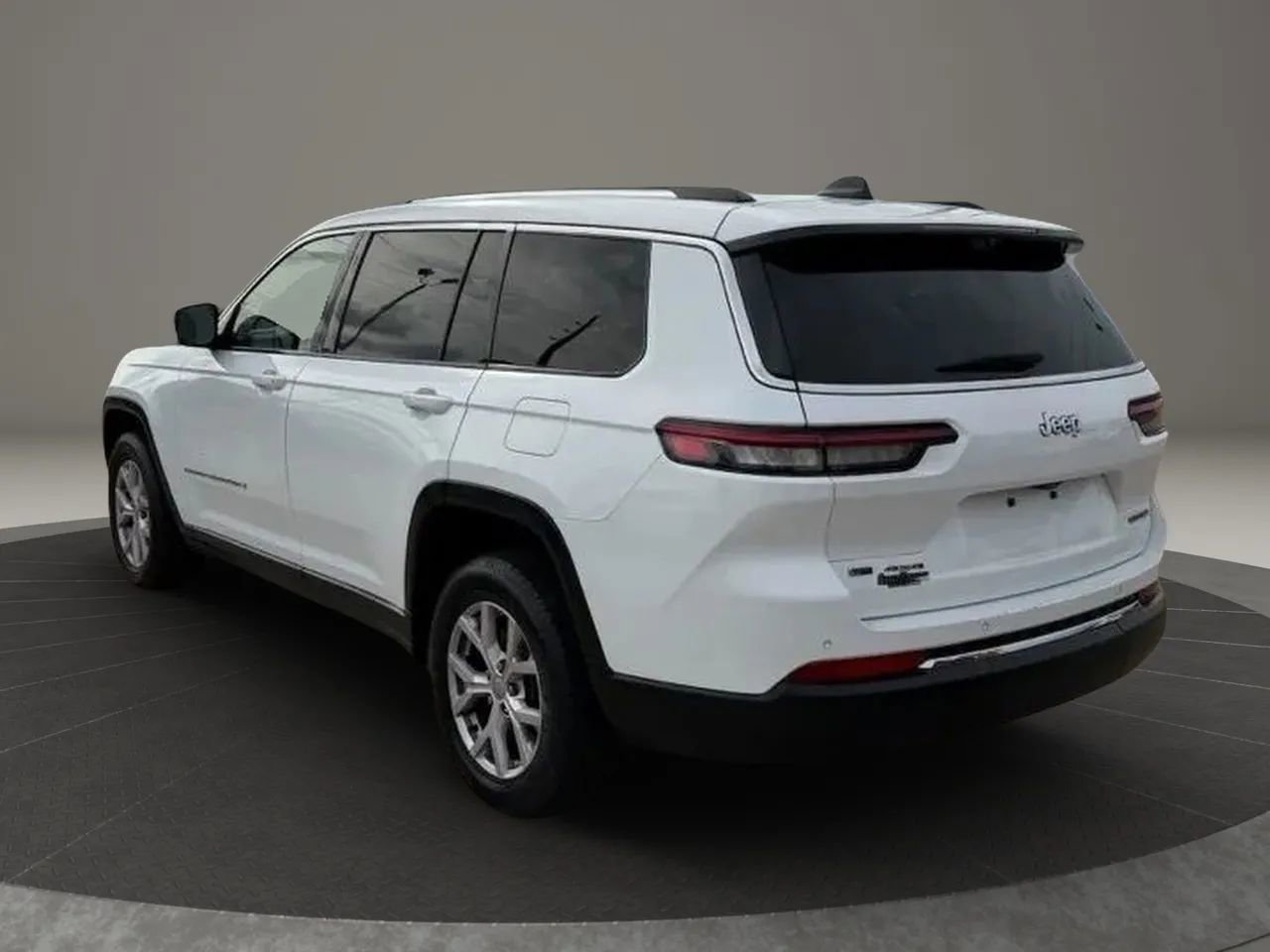 Used 2022 Jeep Grand Cherokee L Limited w/ Luxury Tech Group II AWD/4WD image 12