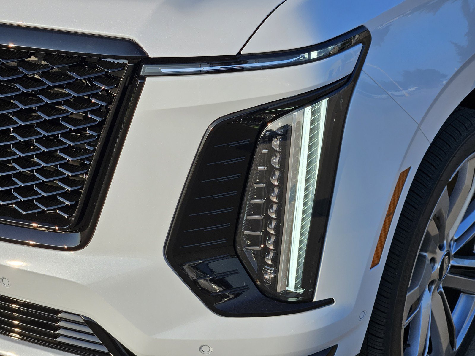 New 2026 Cadillac Escalade ESV Sport w/ Touring Package AWD/4WD image 5