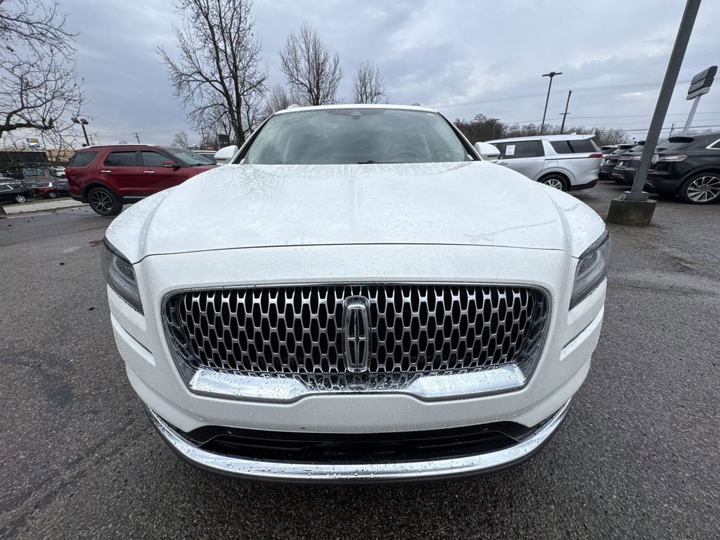 Used 2023 Lincoln Nautilus Reserve w/ Equipment Group 201A image 27
