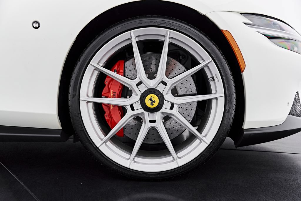 Used 2022 Ferrari Roma RWD image 37