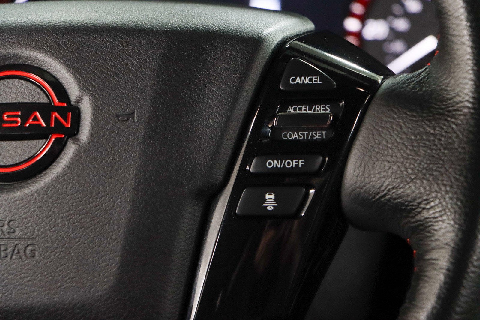 Used 2023 Nissan Frontier PRO-4X w/ Pro Convenience Package image 15