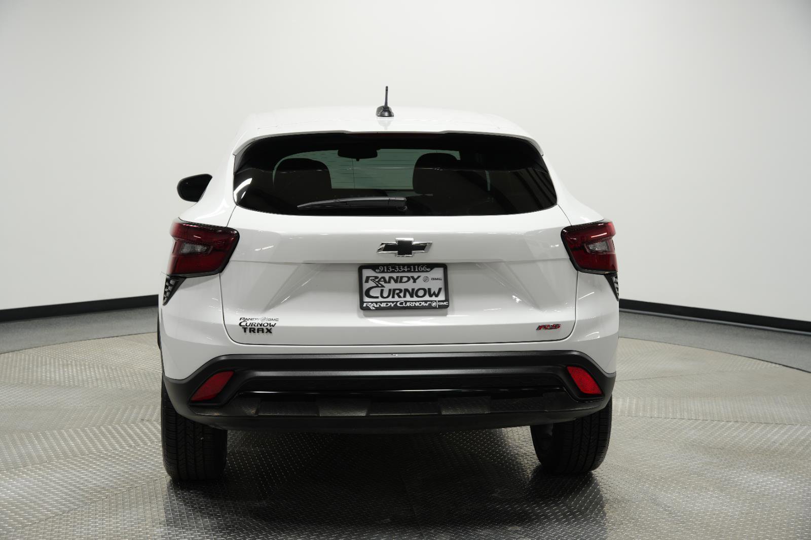 Used 2024 Chevrolet Trax RS w/ Sunroof Package FWD image 7