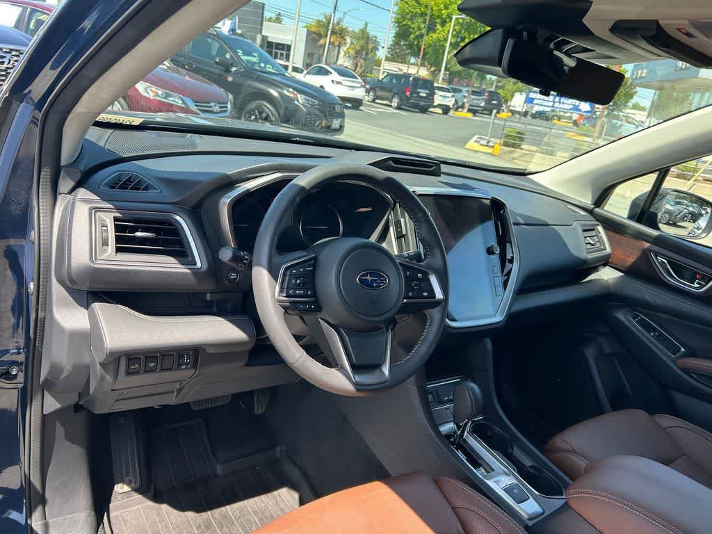Used 2023 Subaru Ascent Touring image 2