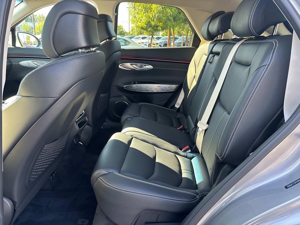 New 2026 Genesis Electrified GV70 image 31