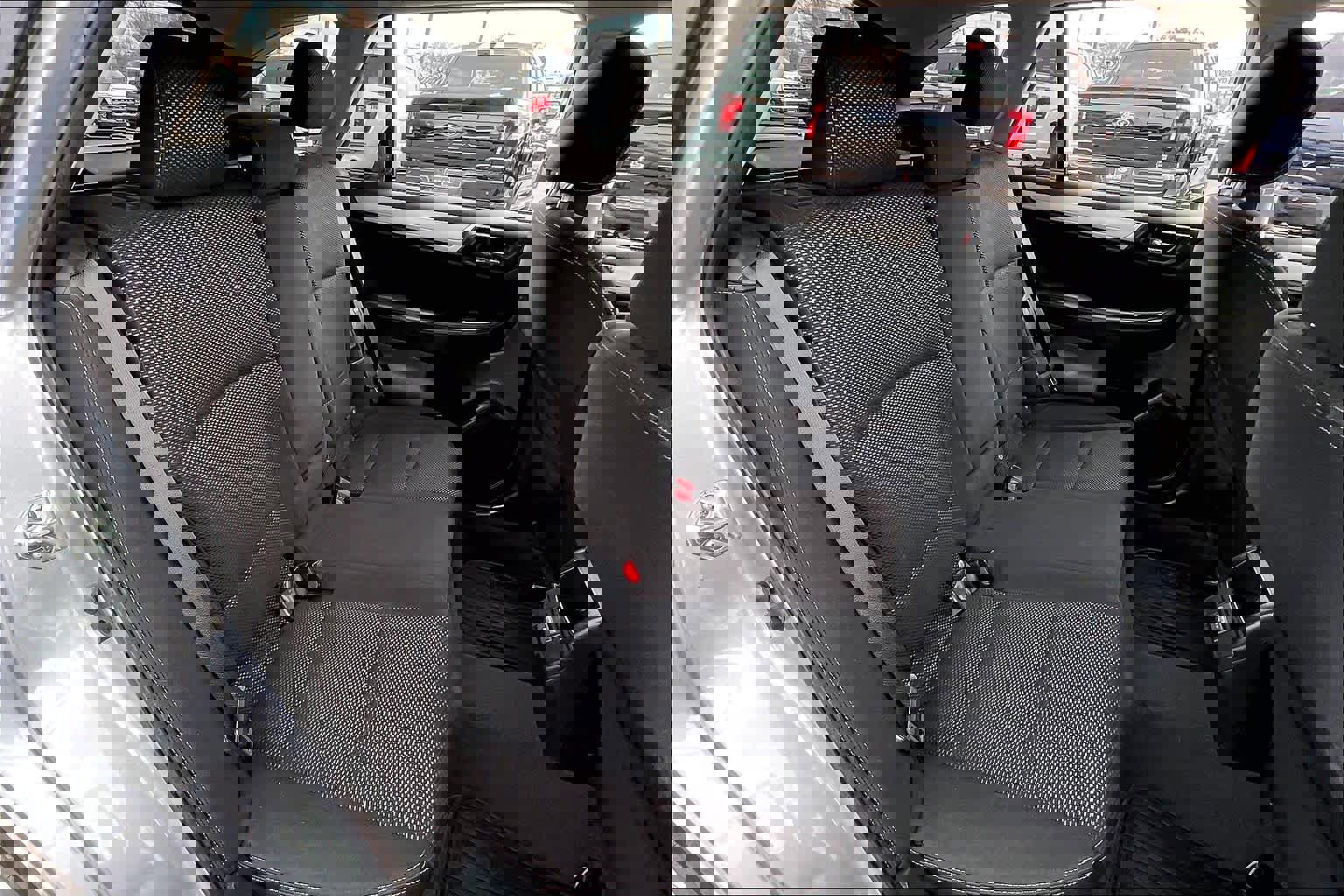 Used 2018 Subaru Outback 2.5i Premium image 19