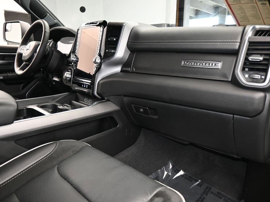 Used 2025 RAM 1500 Laramie image 51