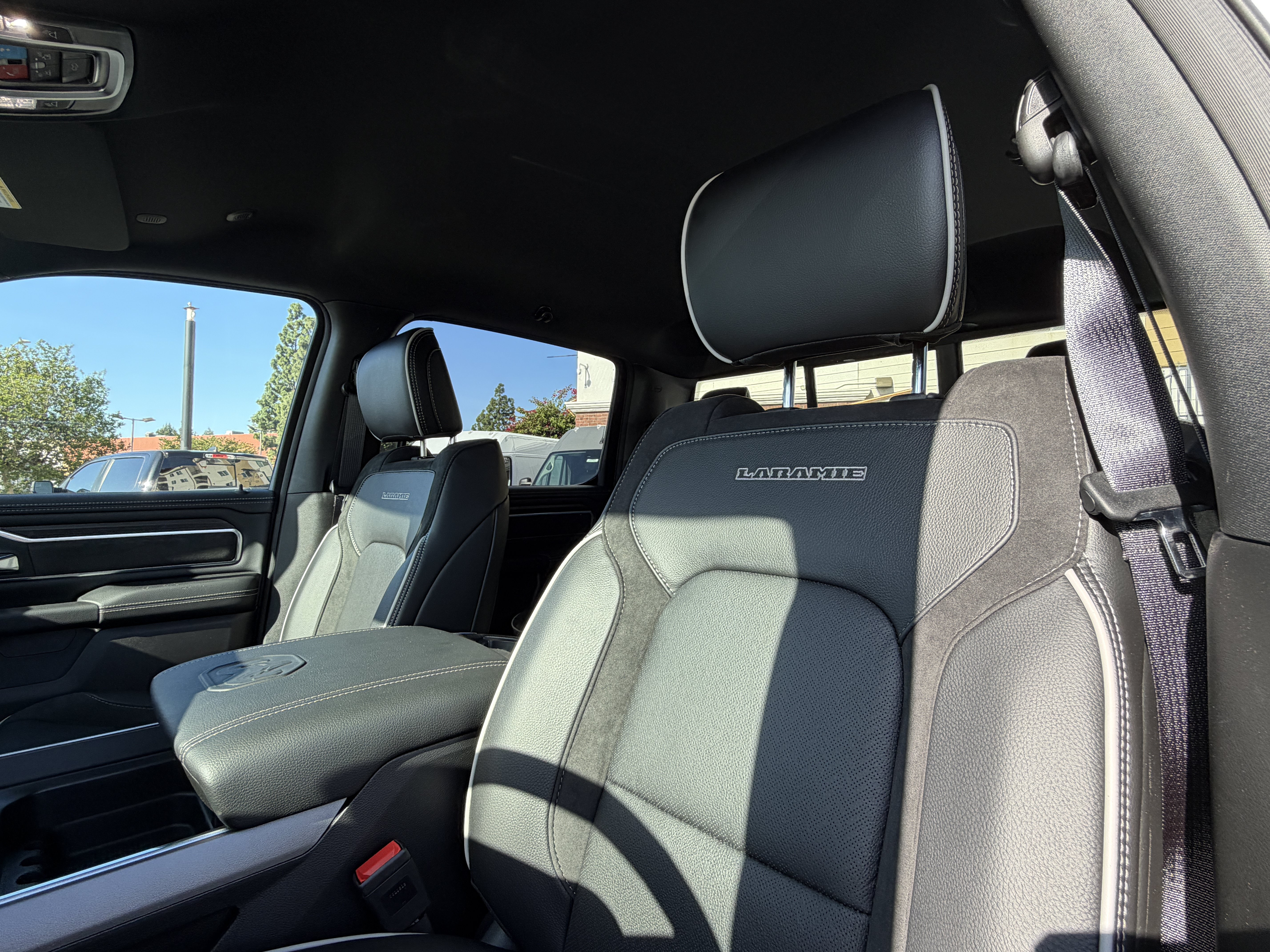 New 2026 RAM 1500 Laramie w/ Night Edition AWD/4WD image 25