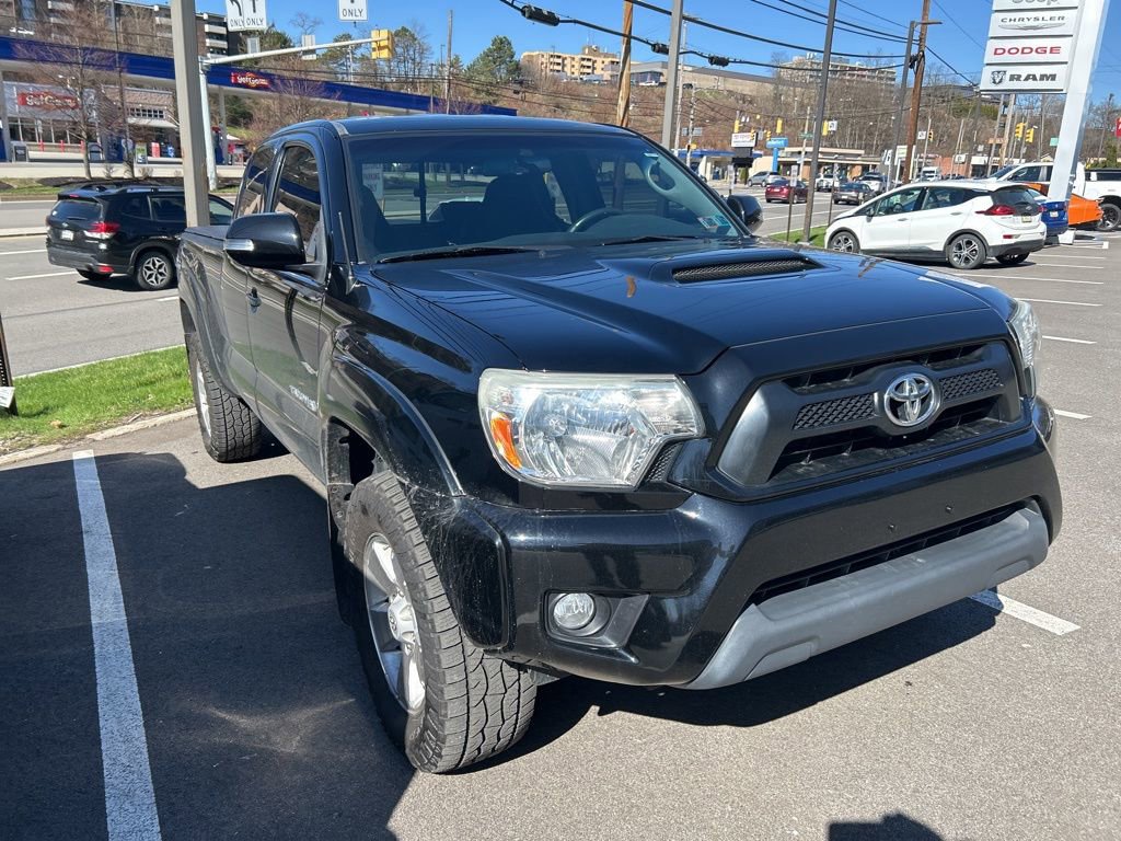 Used 2014 Toyota Tacoma 4x4 Access Cab V6 w/ TRD Sport Package image 1