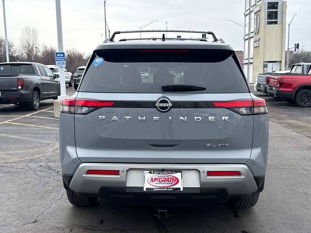 Used 2022 Nissan Pathfinder SL image 10