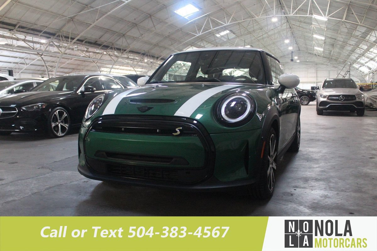 Used 2023 MINI Cooper SE FWD image 3