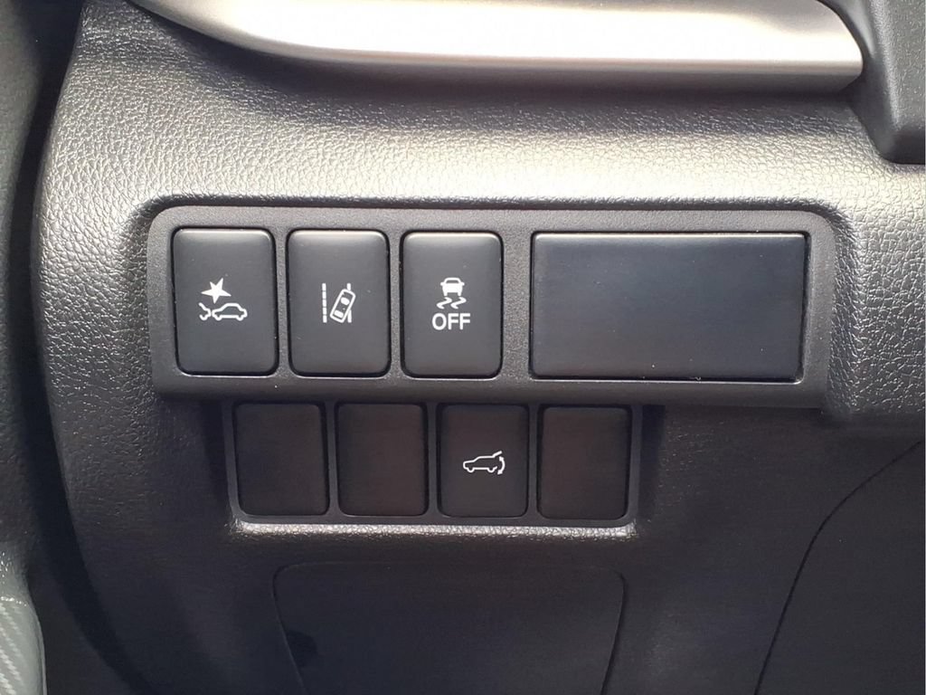 Used 2025 Mitsubishi Eclipse Cross SE AWD/4WD image 28