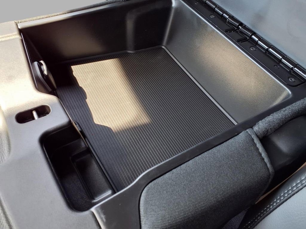 New 2026 RAM 5500 Tradesman AWD/4WD image 12