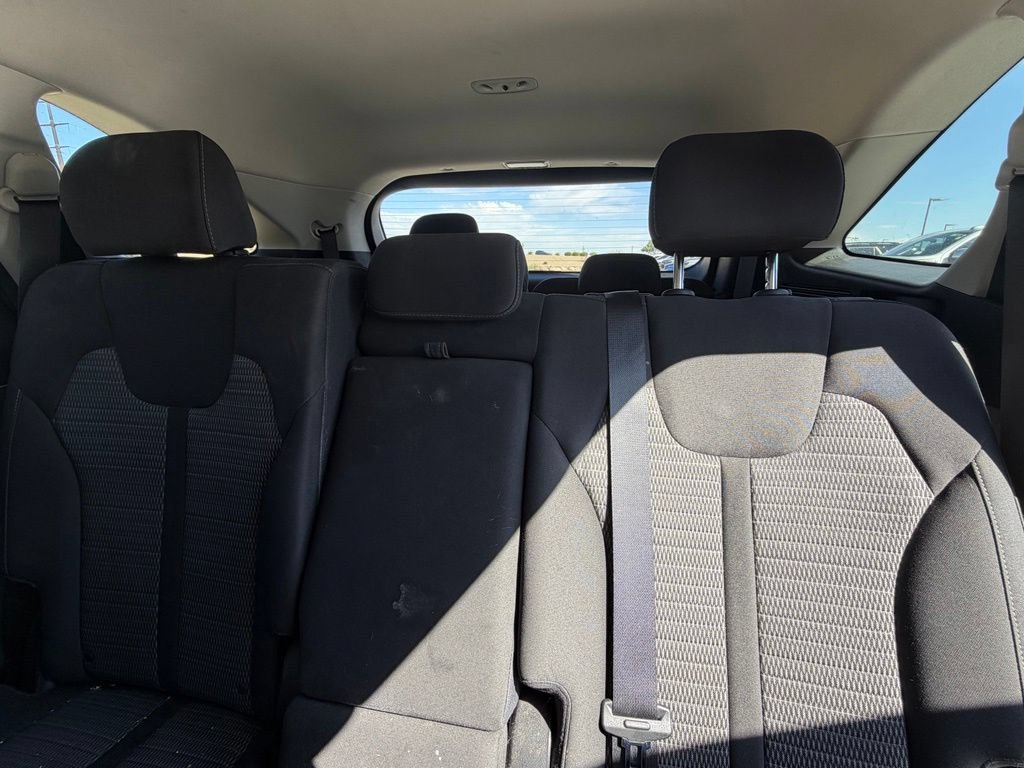 Used 2022 Kia Sorento LX AWD/4WD image 9