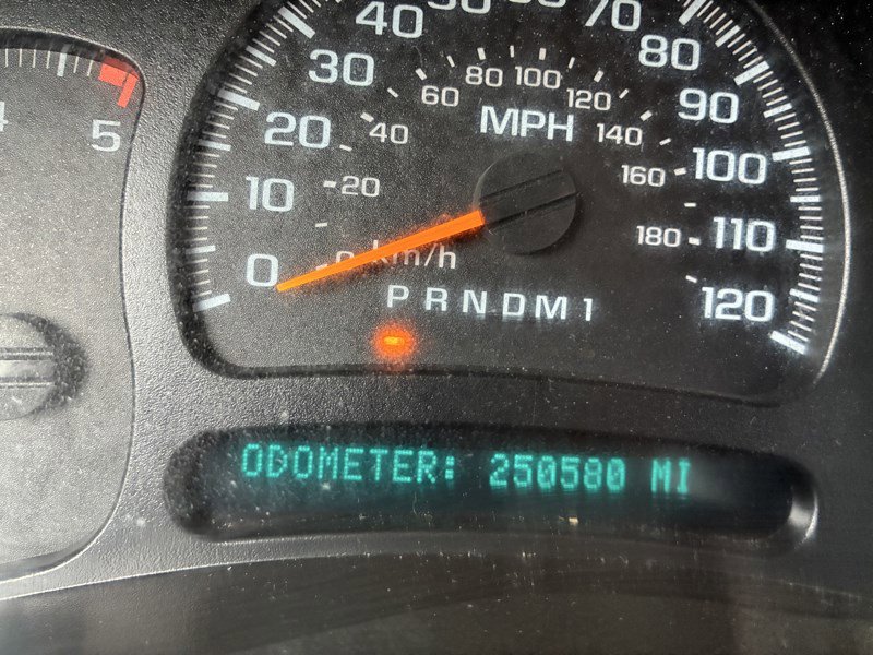 Used 2007 GMC Sierra 3500 SLE w/ Heavy-Duty Power Package image 10