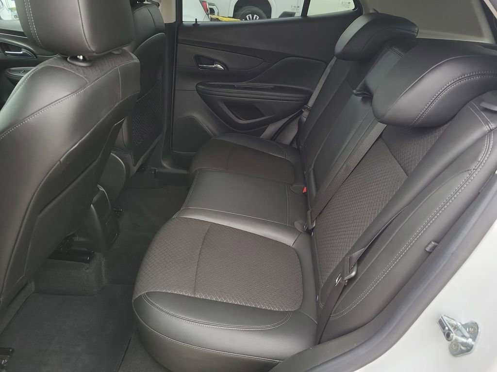 Used 2021 Buick Encore Preferred image 22