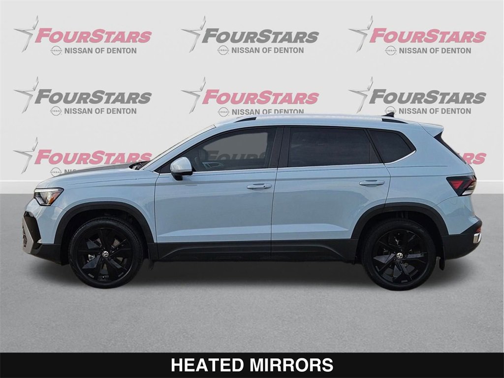 Used 2025 Volkswagen Taos SE image 8