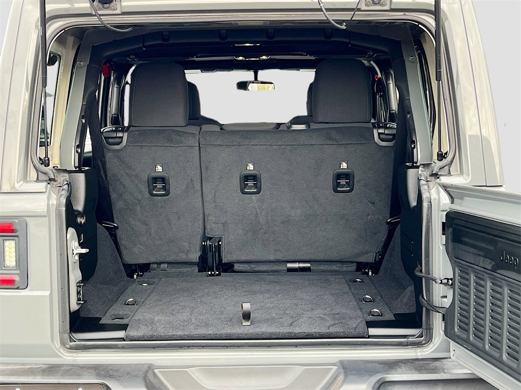 Certified 2021 Jeep Wrangler Unlimited Rubicon image 23