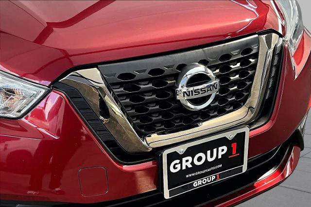 Certified 2020 Nissan Kicks SR FWD image 29