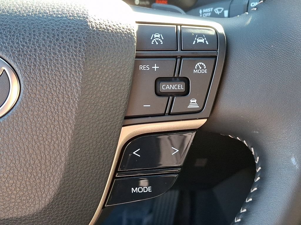 Certified 2026 Toyota Crown Signia AWD/4WD image 23