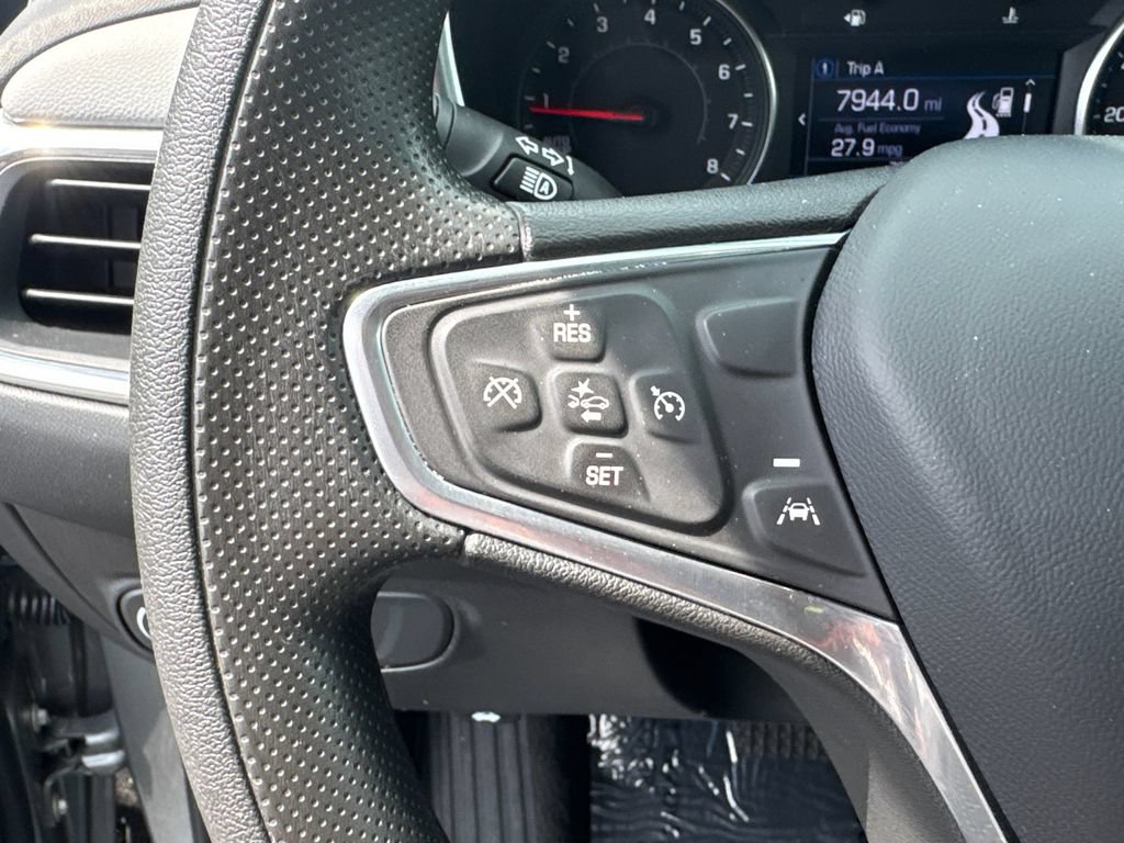 Used 2023 Chevrolet Equinox LT FWD image 26