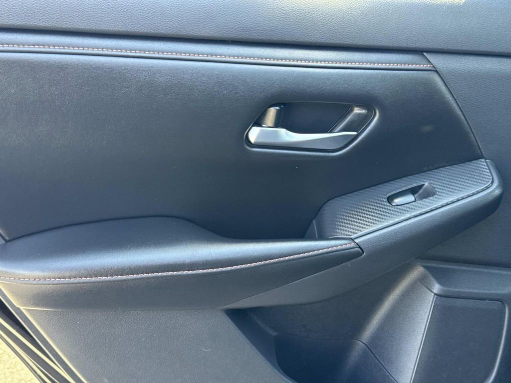 Used 2022 Nissan Sentra SR w/ Trunk Package image 12