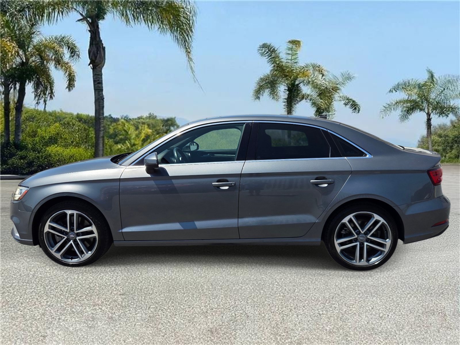 Used 2019 Audi A3 2.0T Premium w/ Convenience Package AWD/4WD image 2