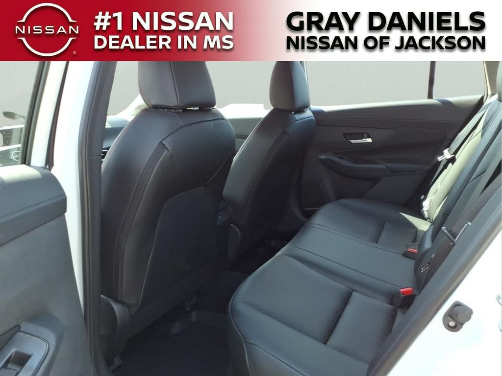 New 2026 Nissan Sentra SR w/ SR Premium Package FWD image 27