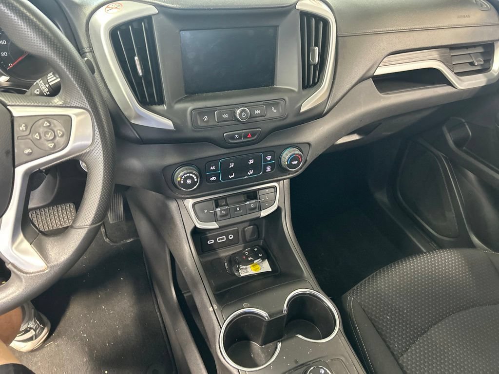 Used 2024 GMC Terrain SLE AWD/4WD image 5