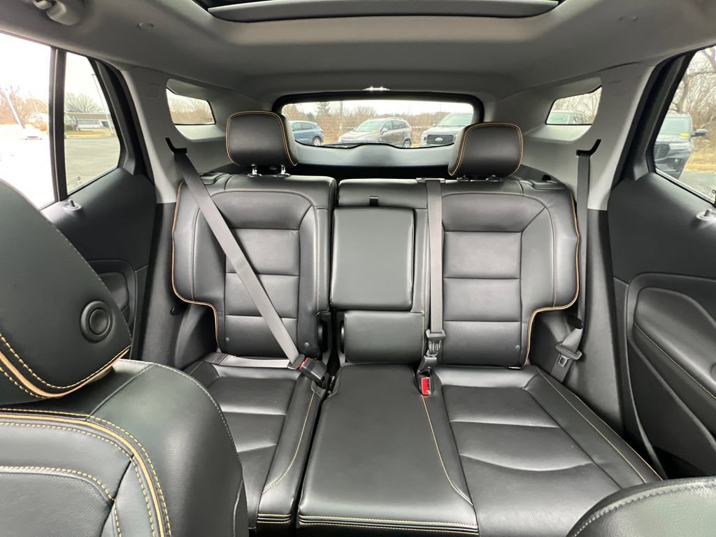Used 2022 GMC Terrain AT4 w/ LPO, Floor Liner Package image 30