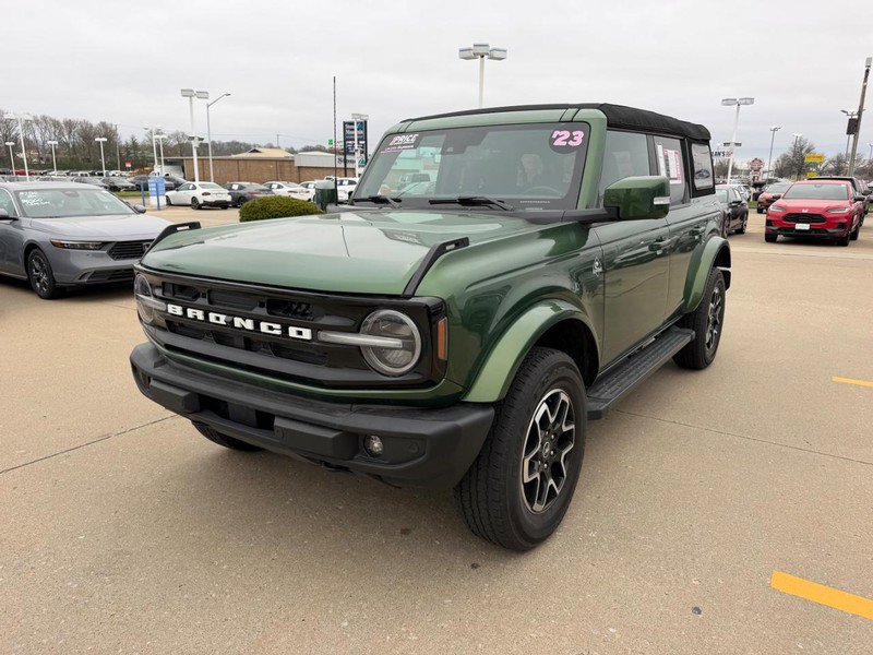 Used 2023 Ford Bronco Outer Banks image 6