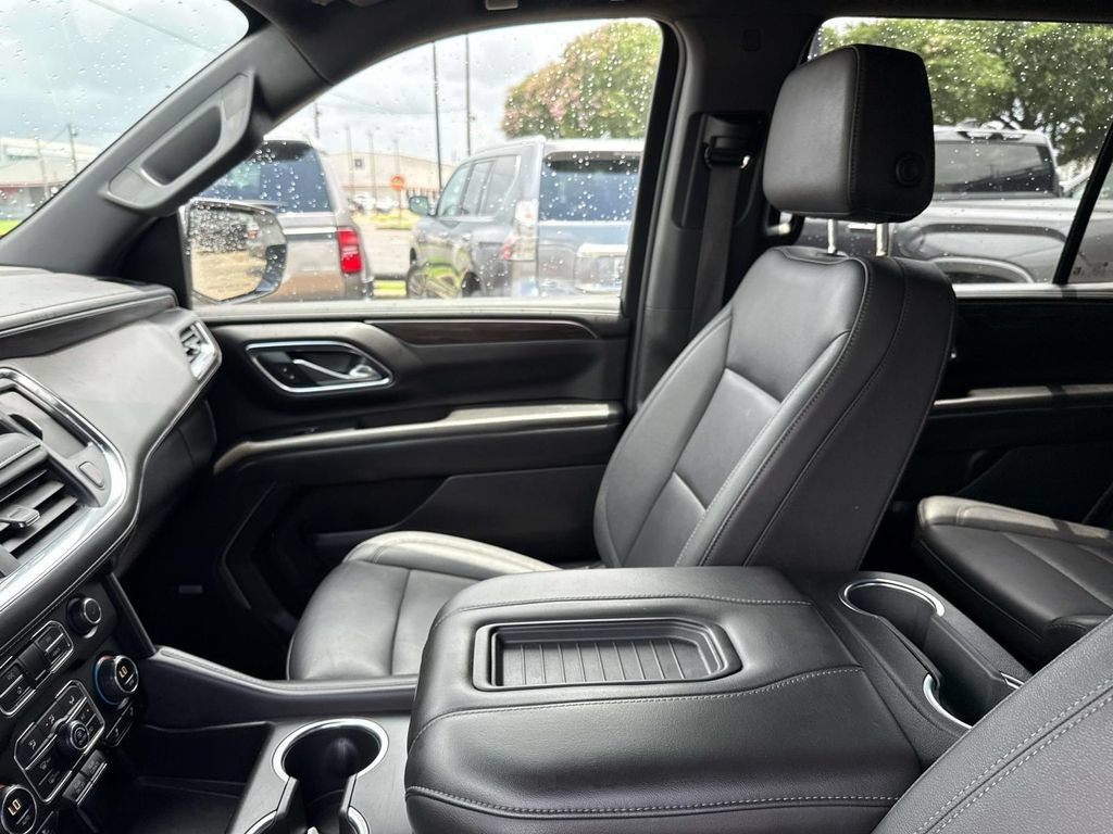 Used 2024 Chevrolet Tahoe LT RWD image 16
