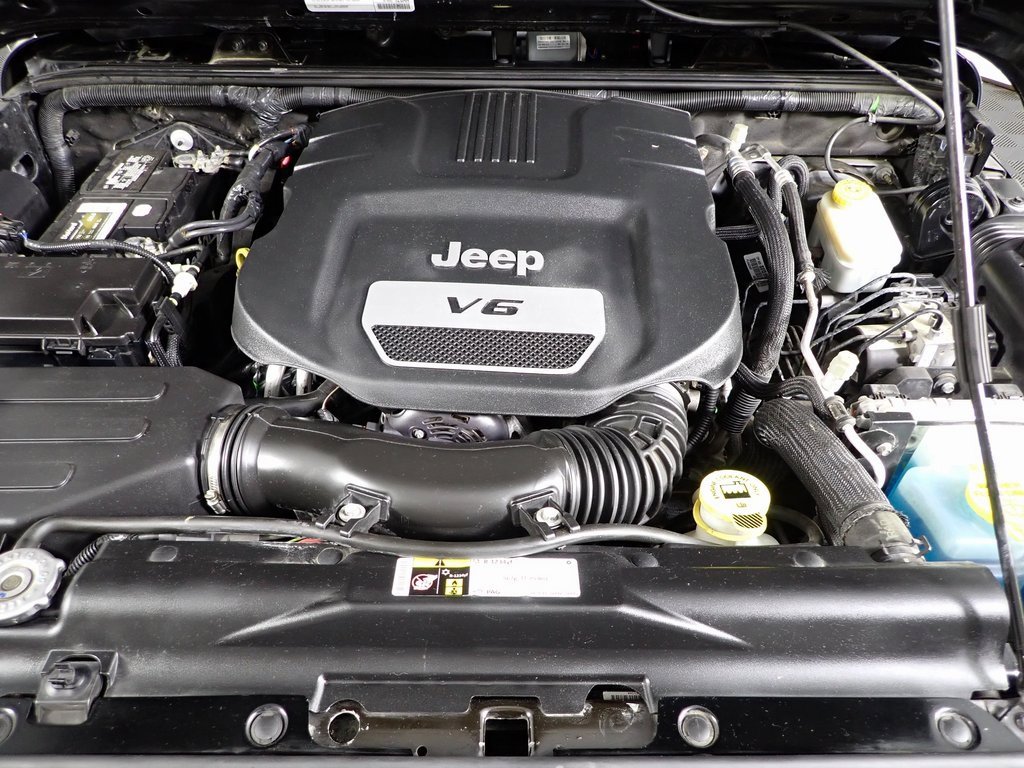 Used 2015 Jeep Wrangler Sport w/ Quick Order Package 23S image 7