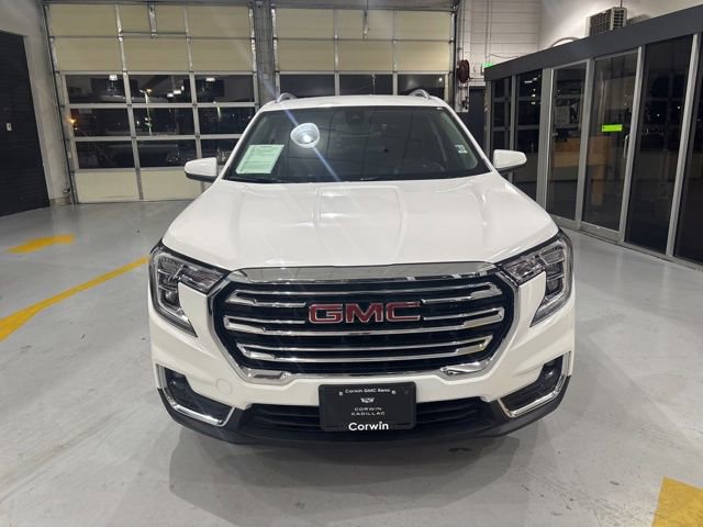 Used 2024 GMC Terrain SLT AWD/4WD video 2