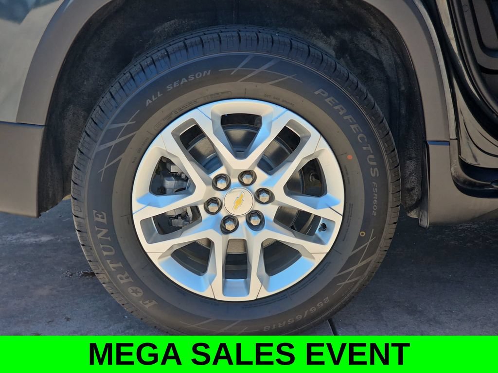 Used 2019 Chevrolet Traverse LT FWD image 37