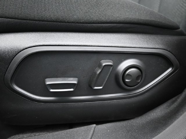 New 2026 Jeep Cherokee Laredo AWD/4WD image 16