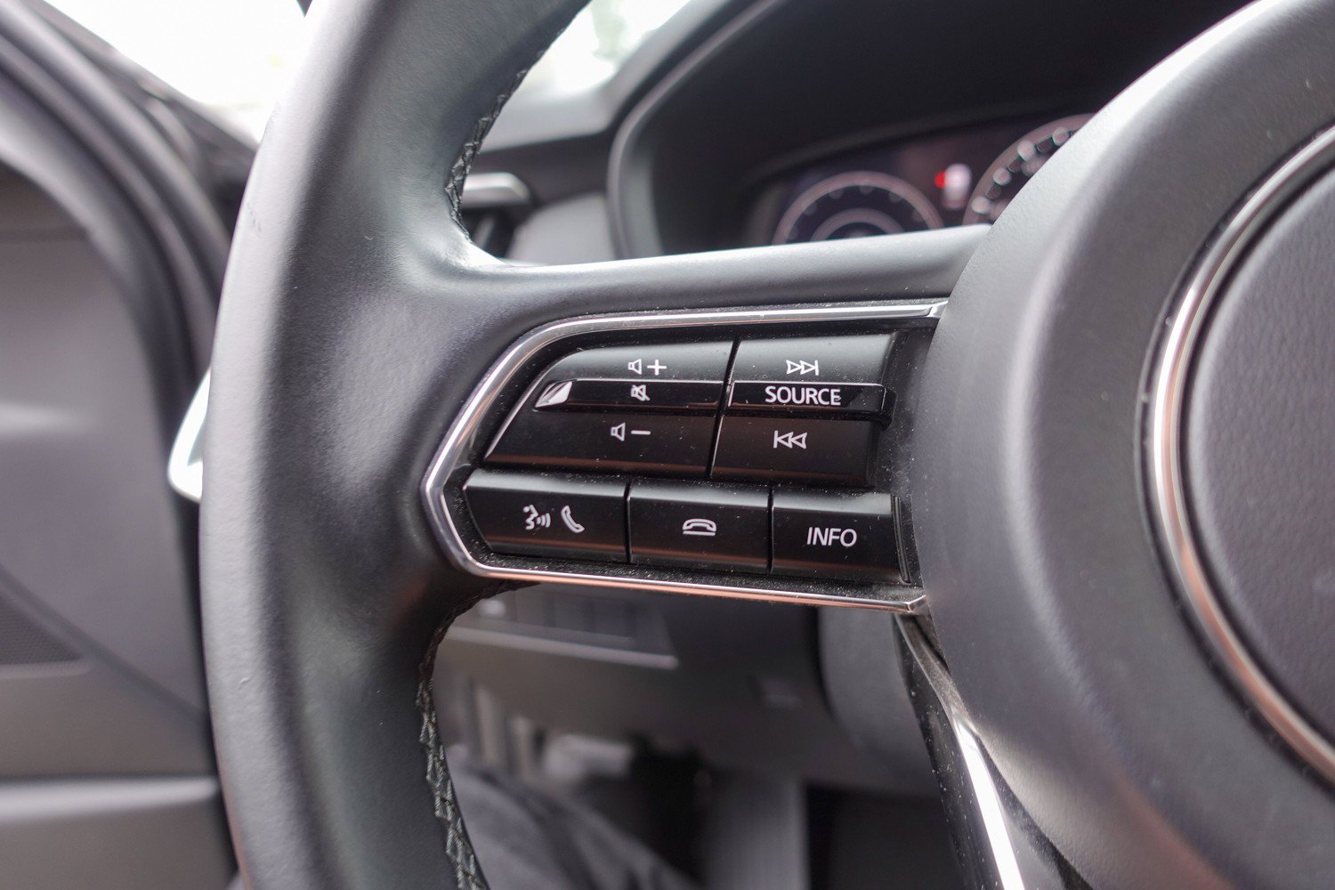 Used 2024 MAZDA CX-90 Plug-In Hybrid w/ Preferred image 15