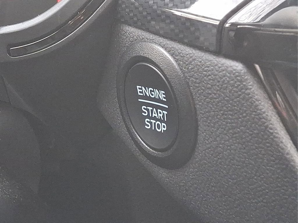 Used 2025 Ford Escape ST-Line w/ Cold Weather Package image 21
