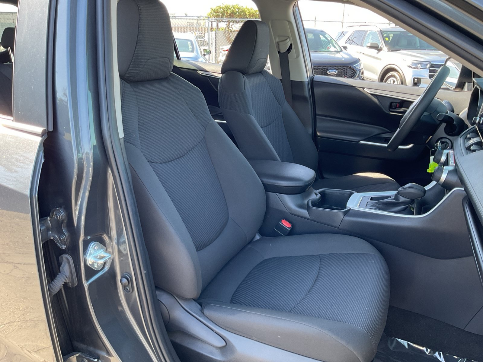 Used 2024 Toyota RAV4 LE FWD image 21