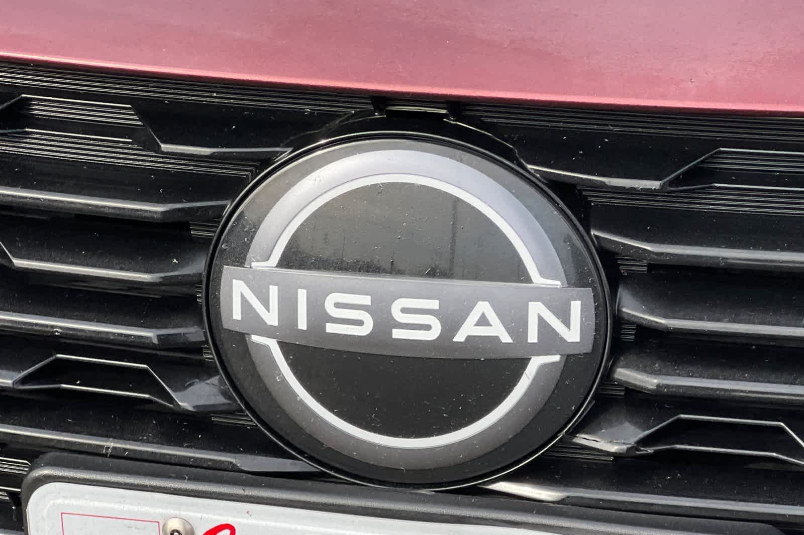 Used 2025 Nissan Sentra SV FWD image 16