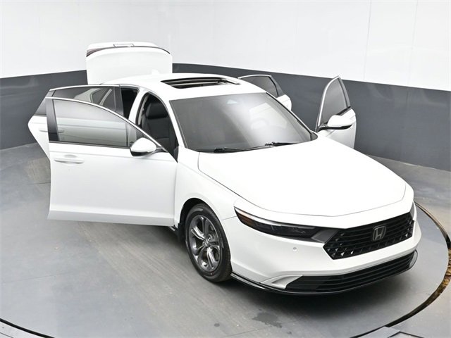 Used 2023 Honda Accord EX-L image 53