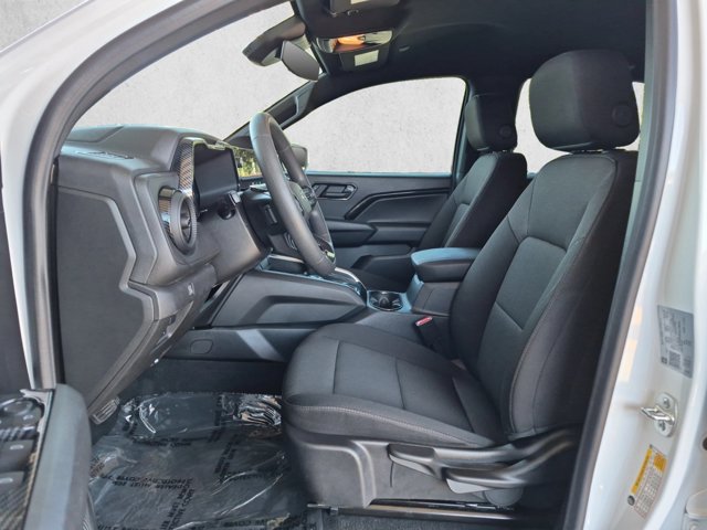 Used 2025 Chevrolet Colorado Trail Boss AWD/4WD image 16