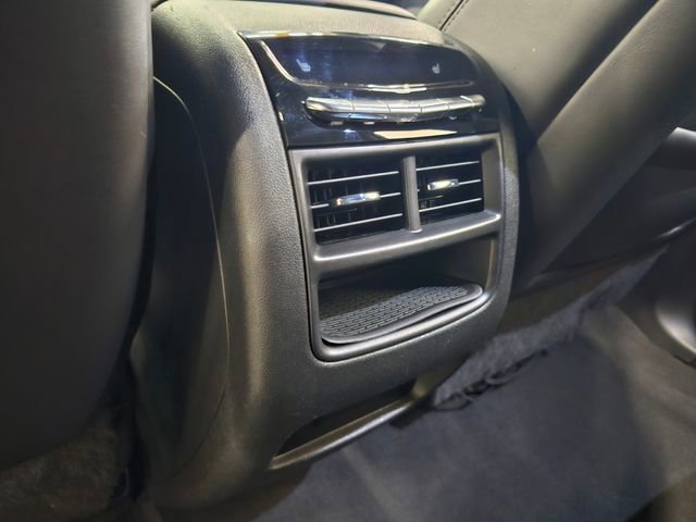 Used 2021 Cadillac XT5 Premium Luxury w/ Platinum Package image 16